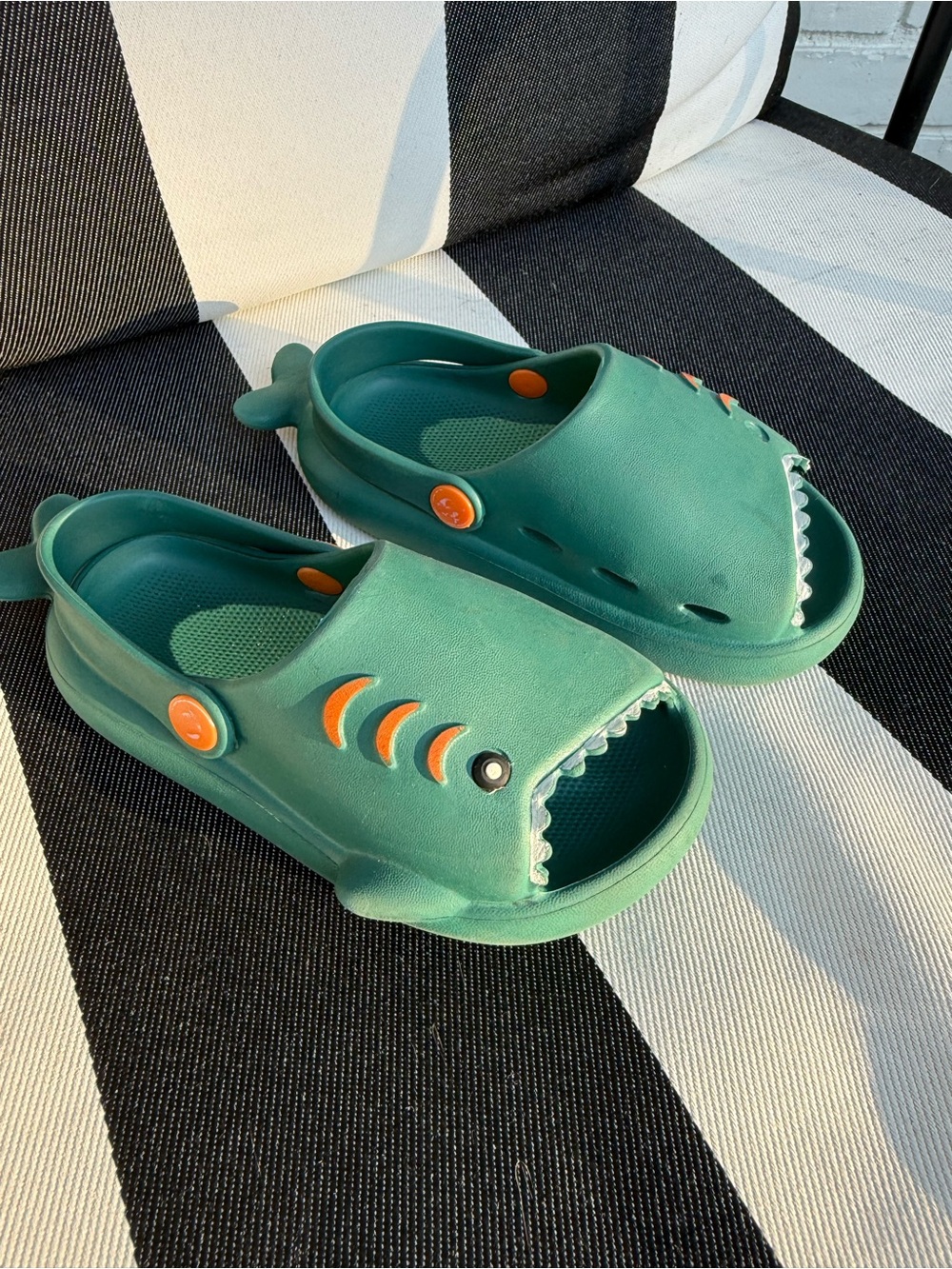Kids Green Shark Clog Sandals - Brand